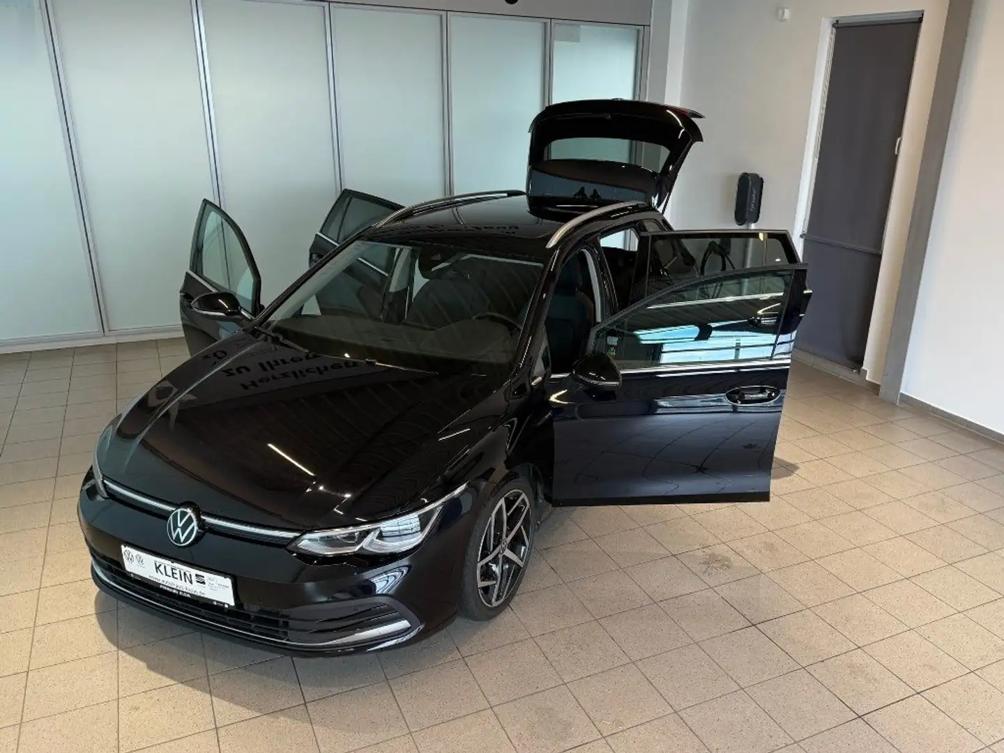 Volkswagen Golf VIII Variant 2.0 TDI Style Pano, ACC, Ambientebel. Schwarz - 2