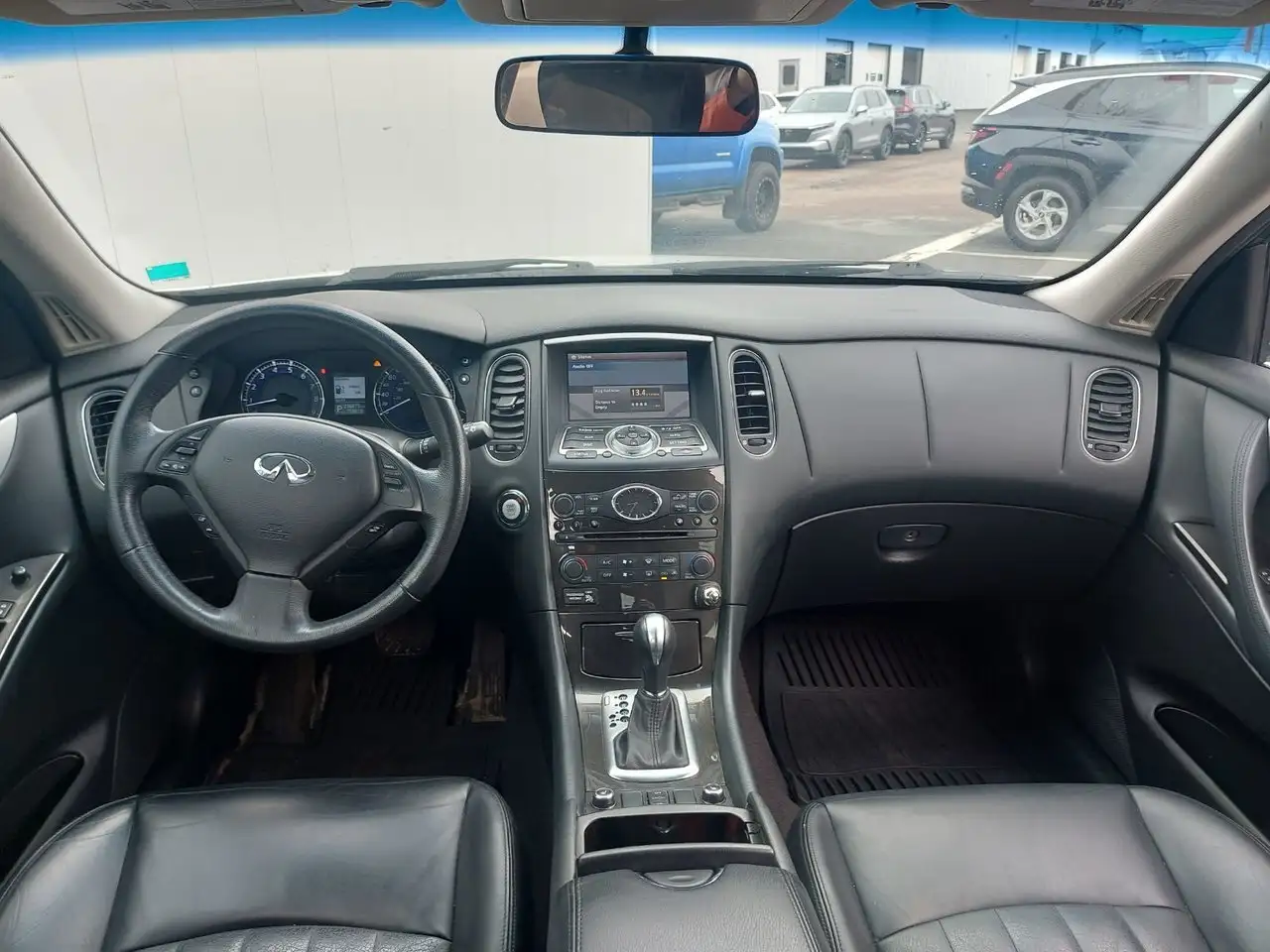 Infiniti QX50 снимка Infiniti QX50