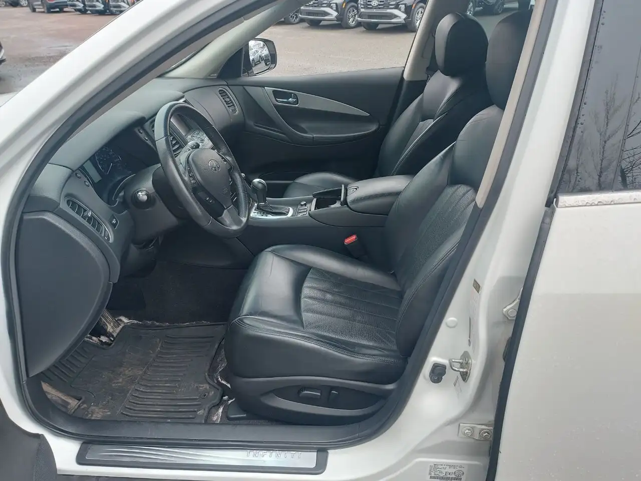 Infiniti QX50 снимка Infiniti QX50
