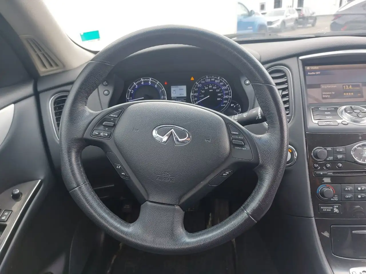 Infiniti QX50 снимка Infiniti QX50