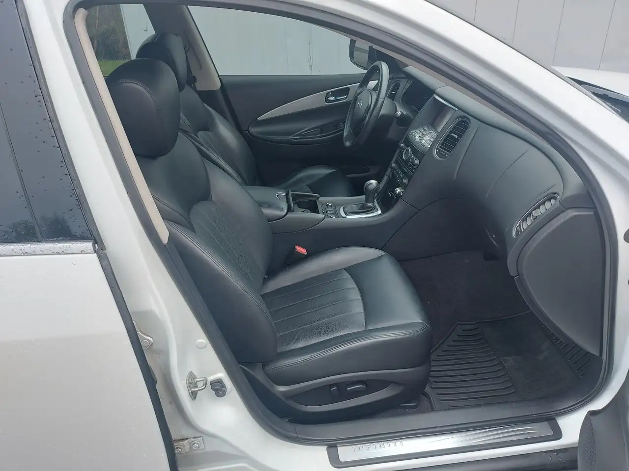 Infiniti QX50 снимка Infiniti QX50