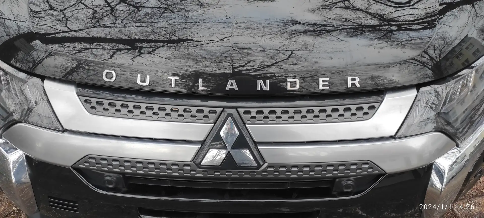 Mitsubishi Outlander Outlander 2.0 4WD CVT Diamant Edition+ Schwarz - 2
