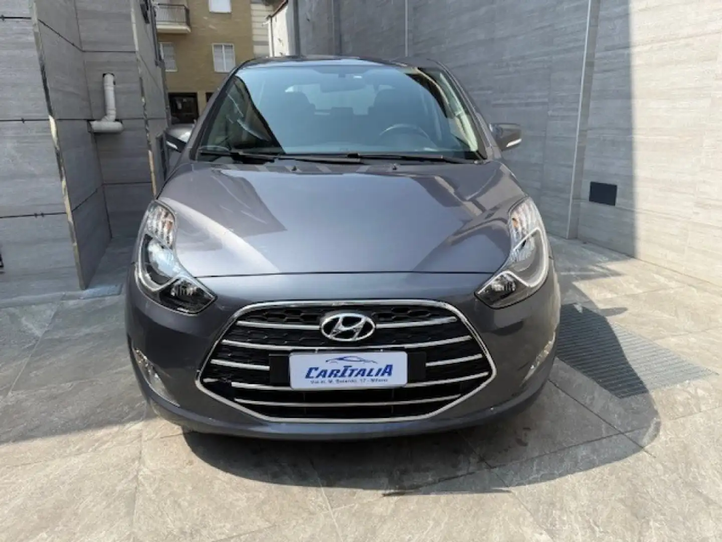 Hyundai iX20 1.6 CRDI 115 CV Comfort Grigio - 2