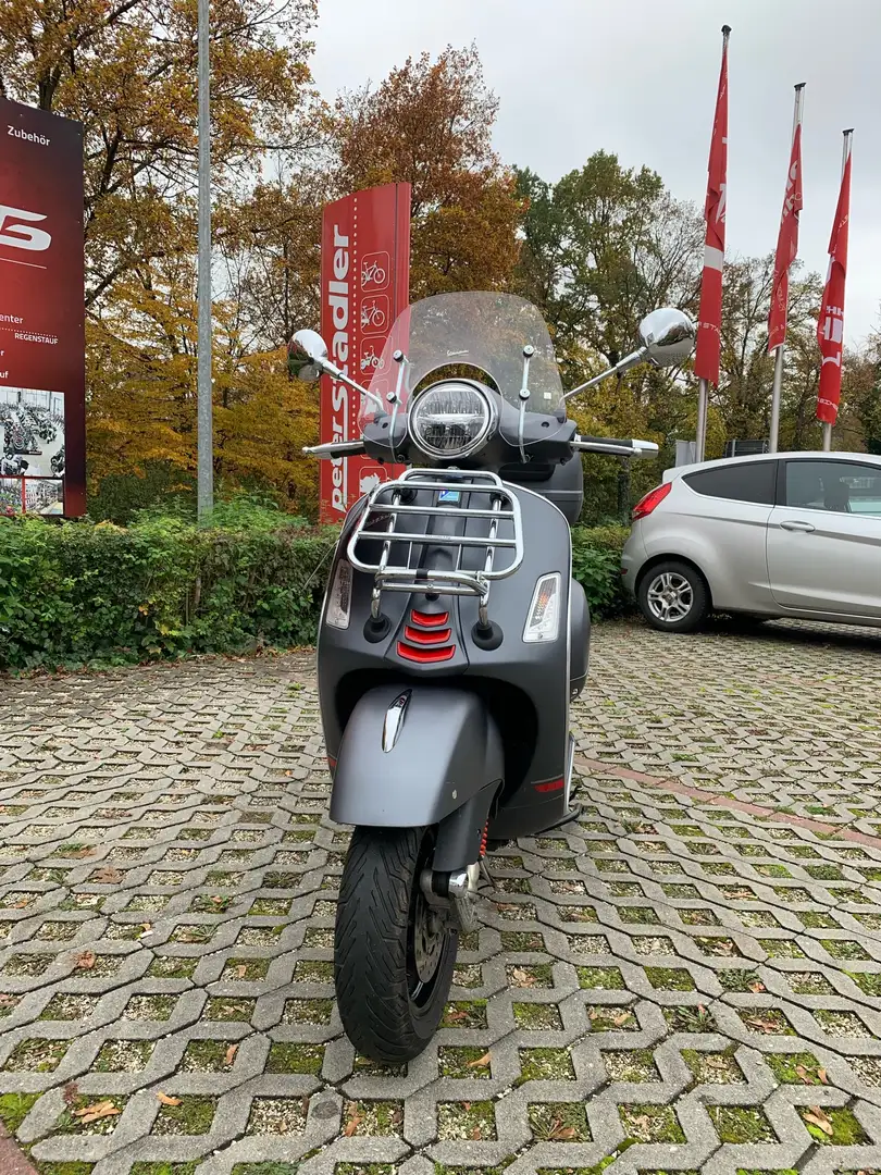 Vespa GTS Super Sport 125 Gri - 1