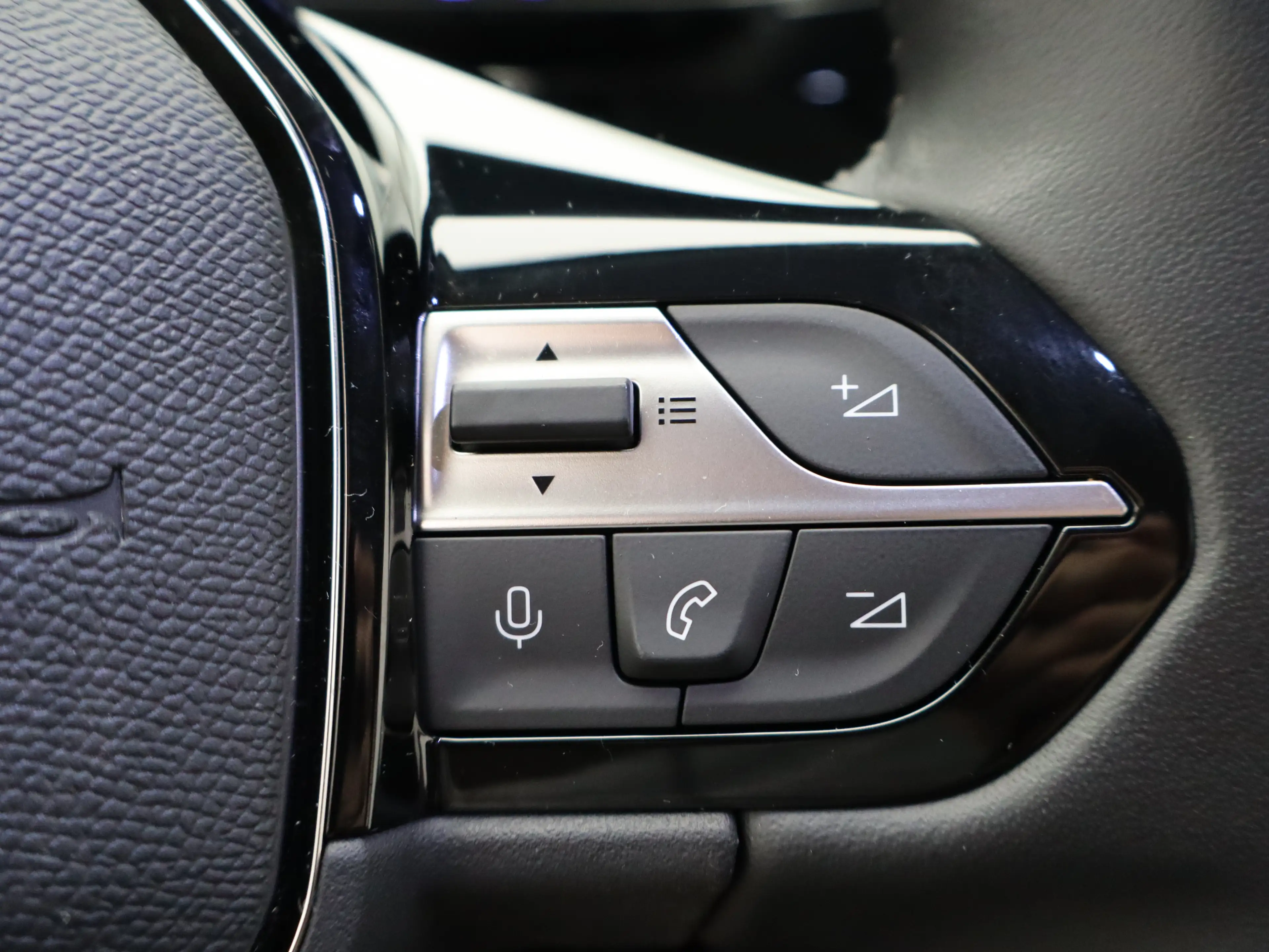 Peugeot 308 e-308 Allure EV 54 kWh | SOH 93% | Stoelverwarming — photo 33