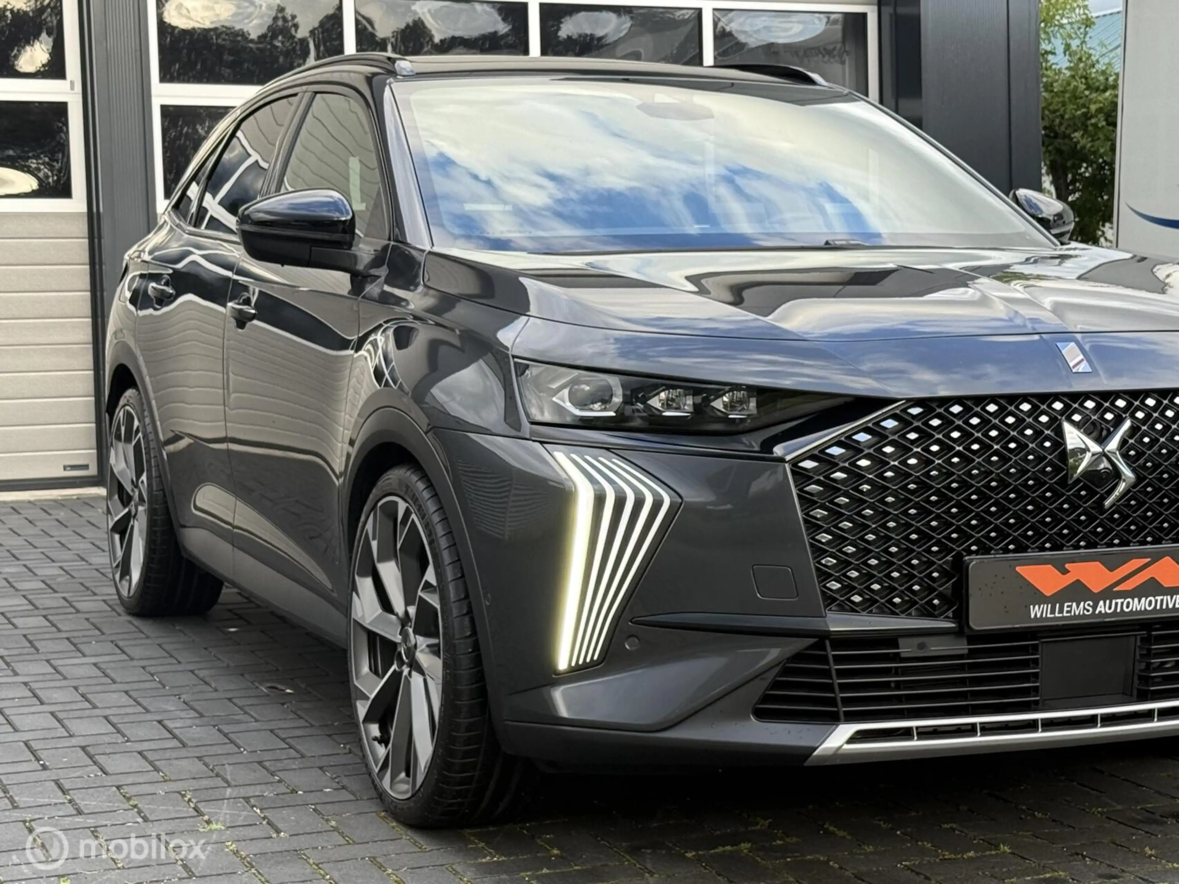 DS Automobiles DS 7 1.6 PHEV 360 4x4 Performance — photo 10