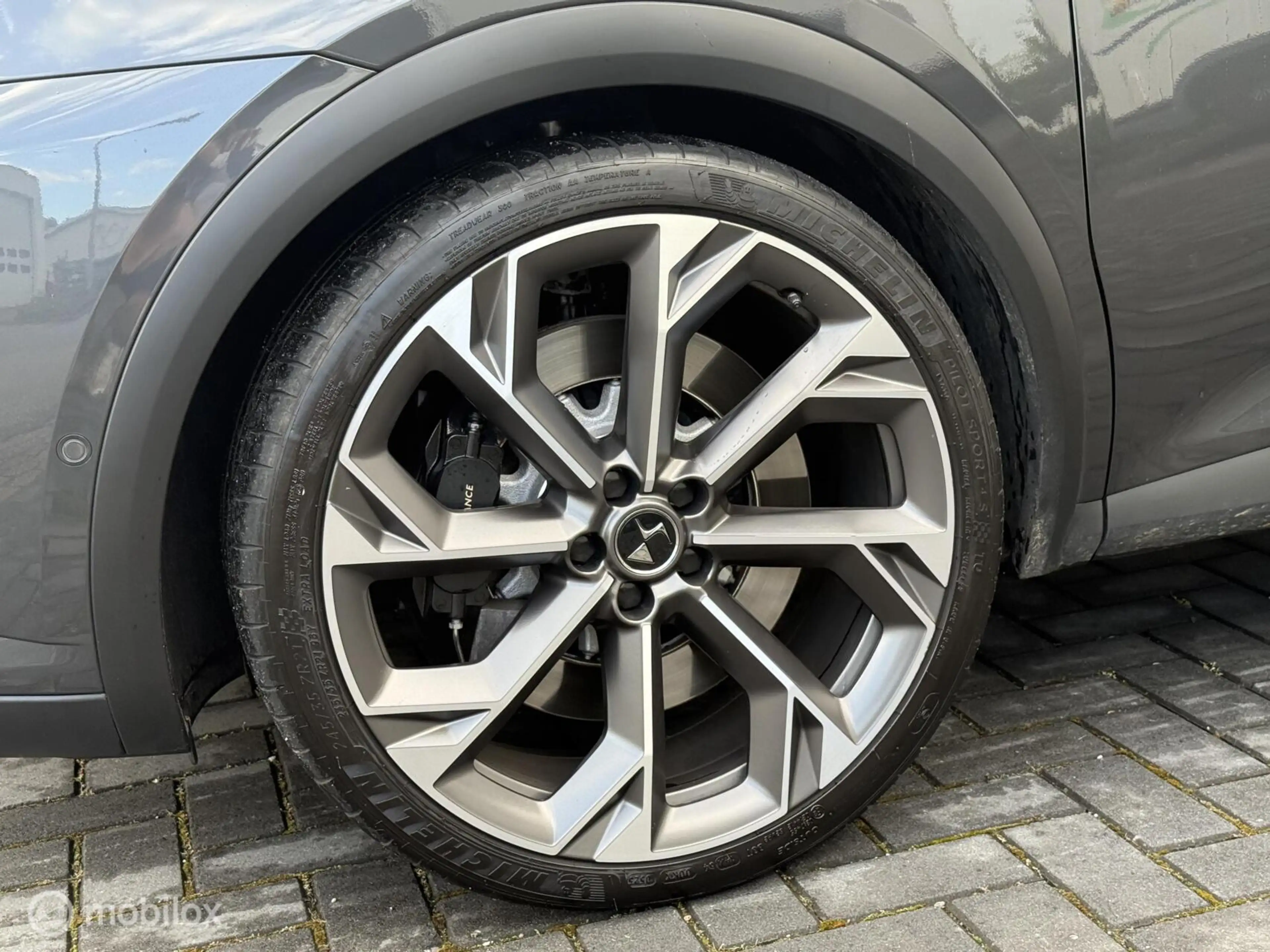 DS Automobiles DS 7 1.6 PHEV 360 4x4 Performance — photo 31