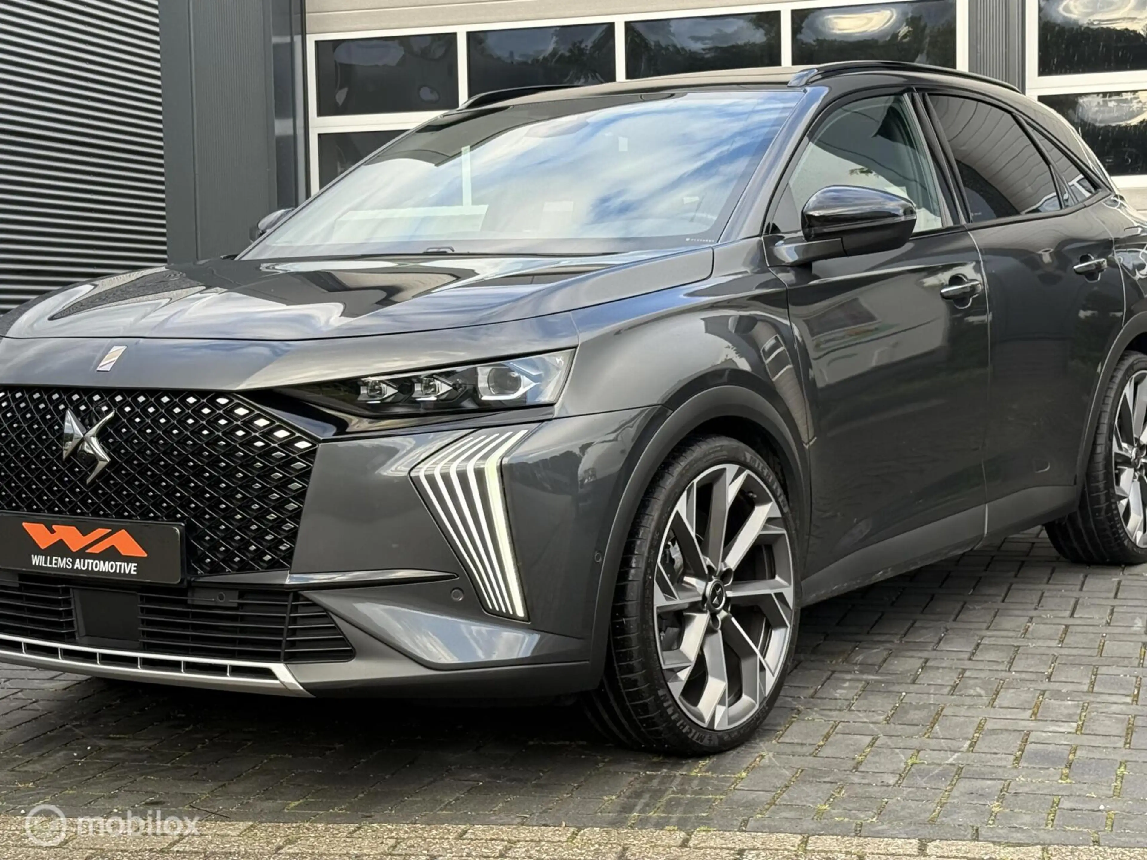 DS Automobiles DS 7 1.6 PHEV 360 4x4 Performance — photo 22