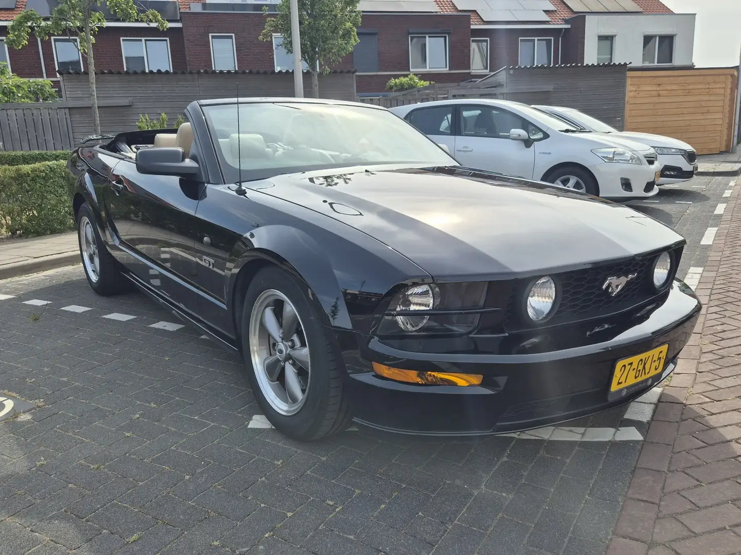 Ford Mustang GT 4.6 V8 Cabriolet Youngtimer Zwart - 1