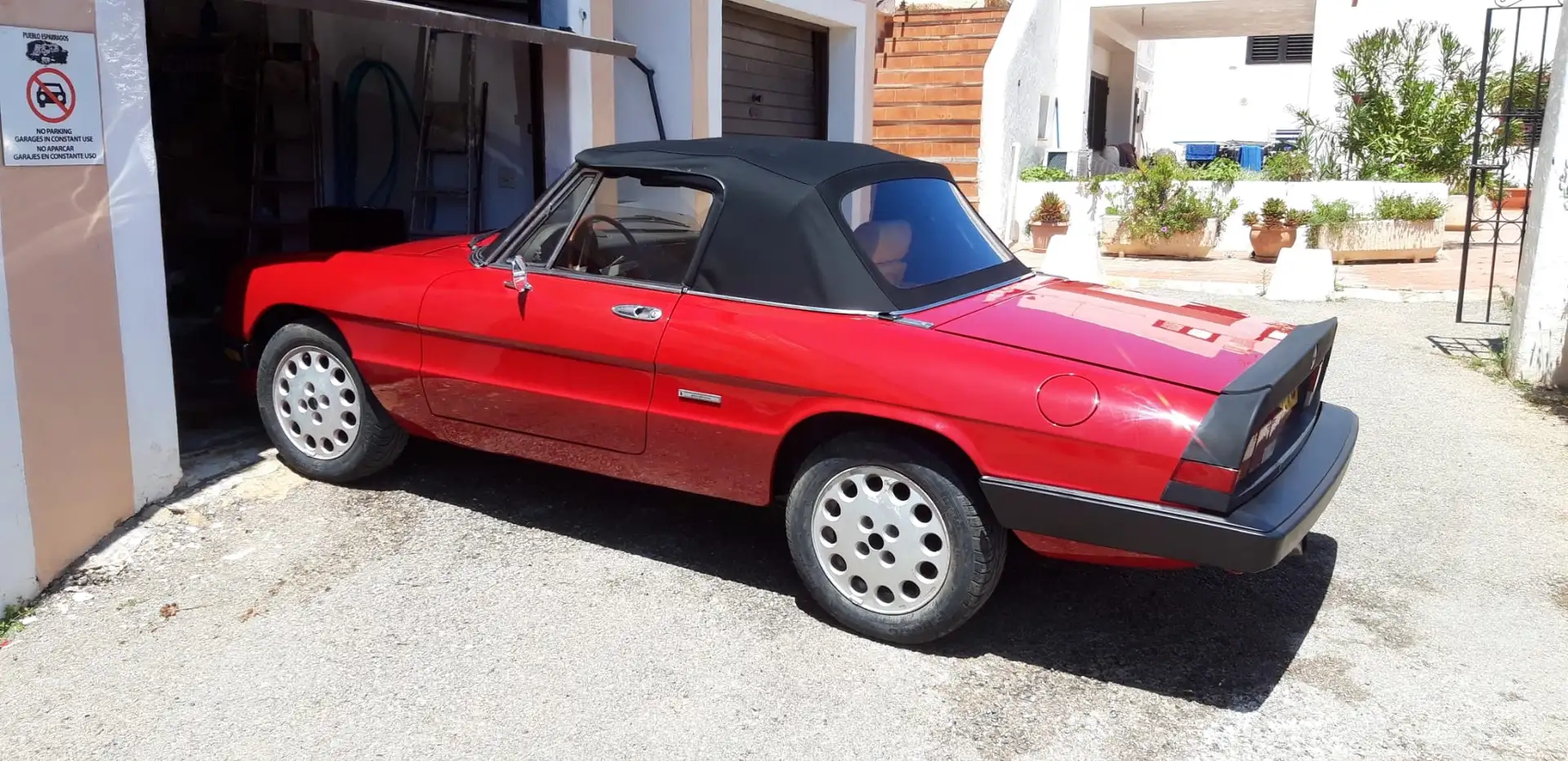 Alfa Romeo Spider Veloce Červená - 1