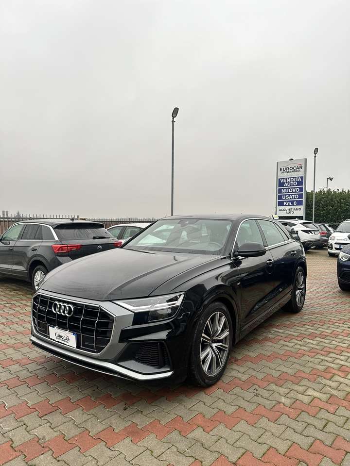 Audi Q8 45 3.0 tdi mhev Sport quattro tiptronic