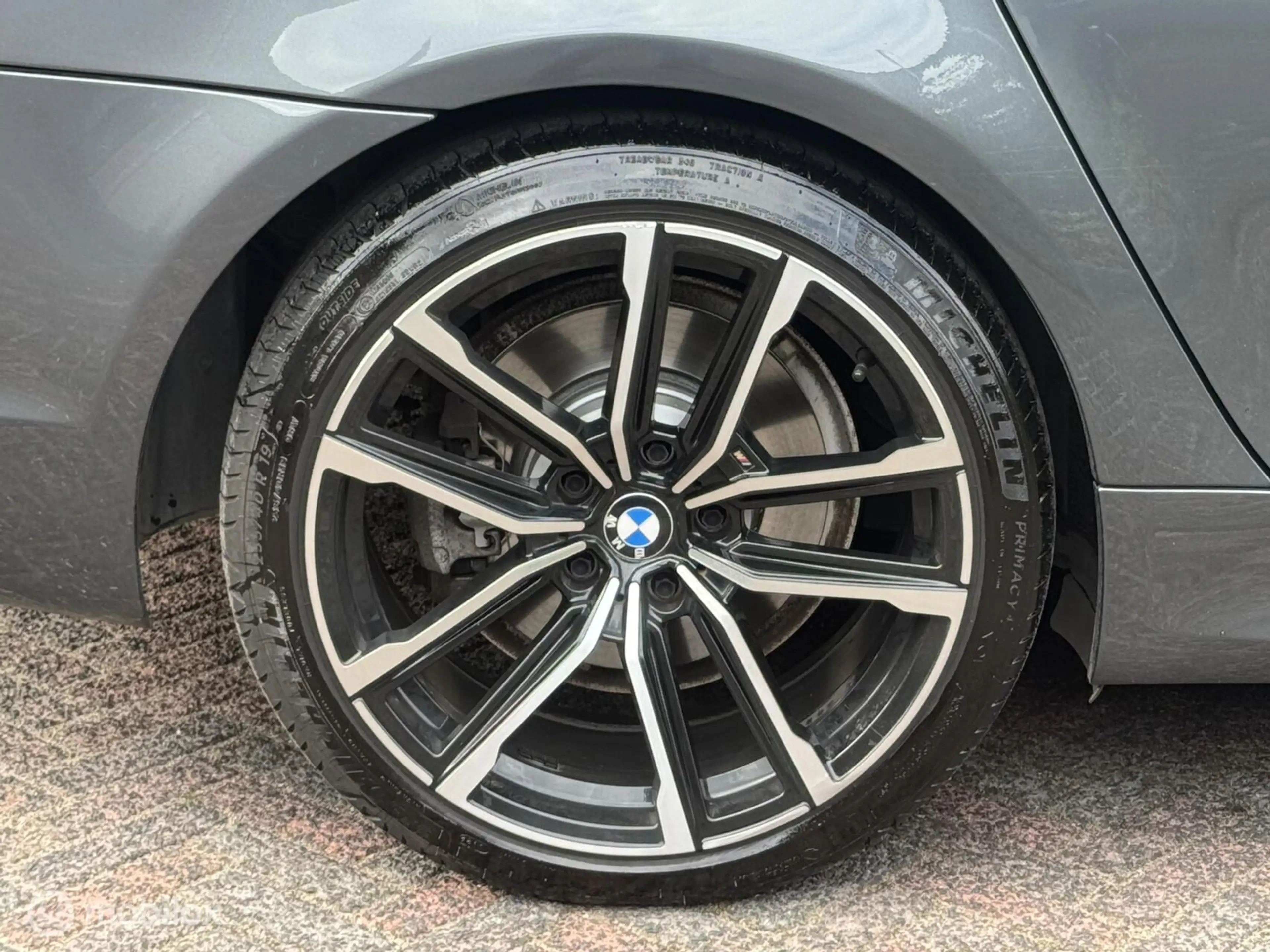 BMW 530 5-serie Touring 530xi High Executive|HUD|PANO|STLV — photo 21