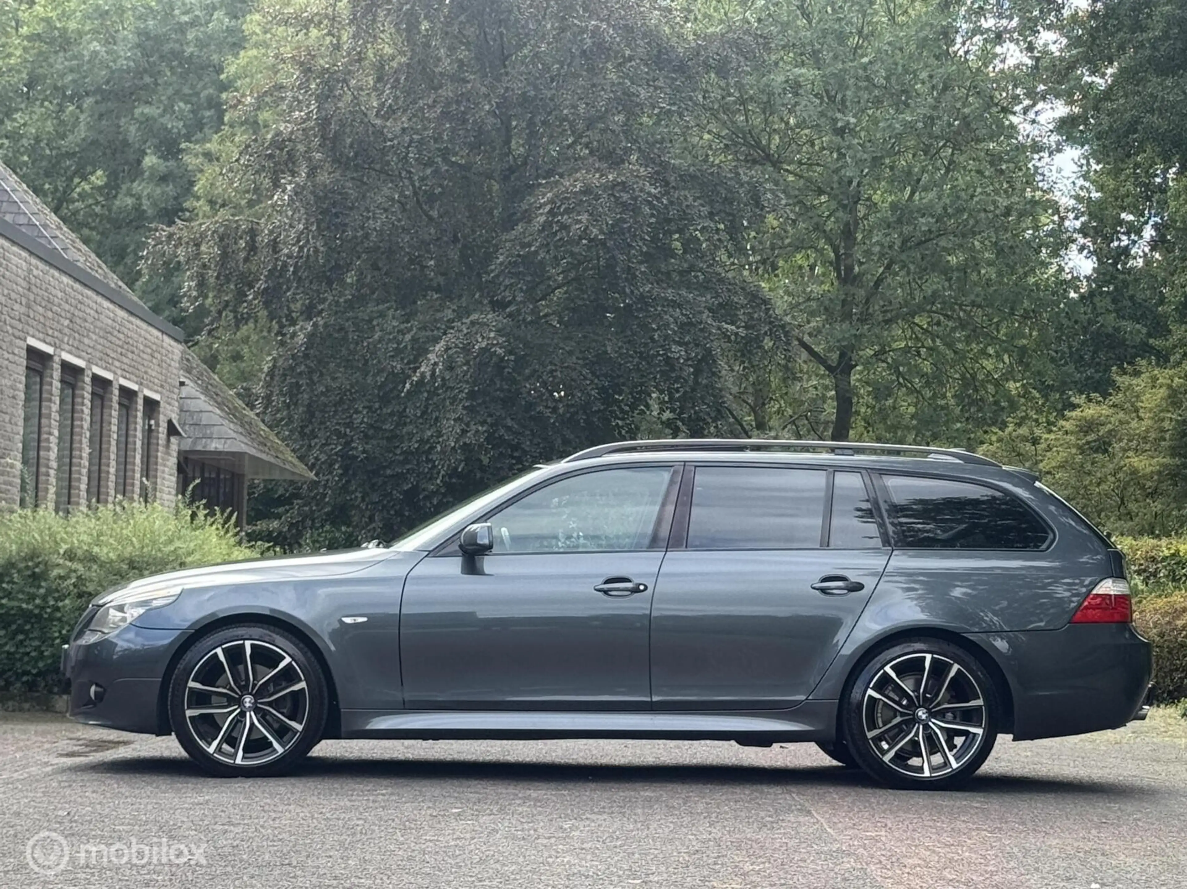 BMW 530 5-serie Touring 530xi High Executive|HUD|PANO|STLV — photo 20