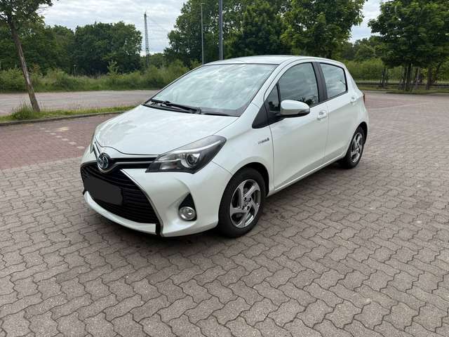 Imagine Toyota Yaris Yaris Hybrid 1.5 VVT-i Comfort