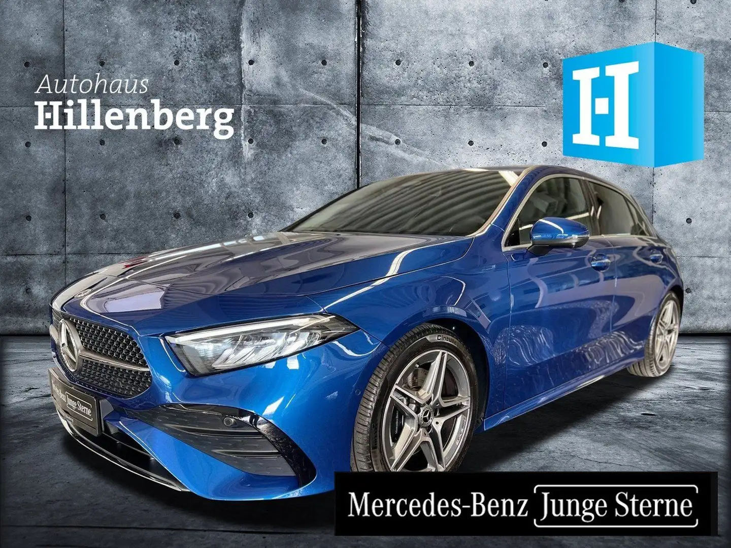 Mercedes-Benz A 220 4M AMG Line Advanced Plus Schwarz - 1