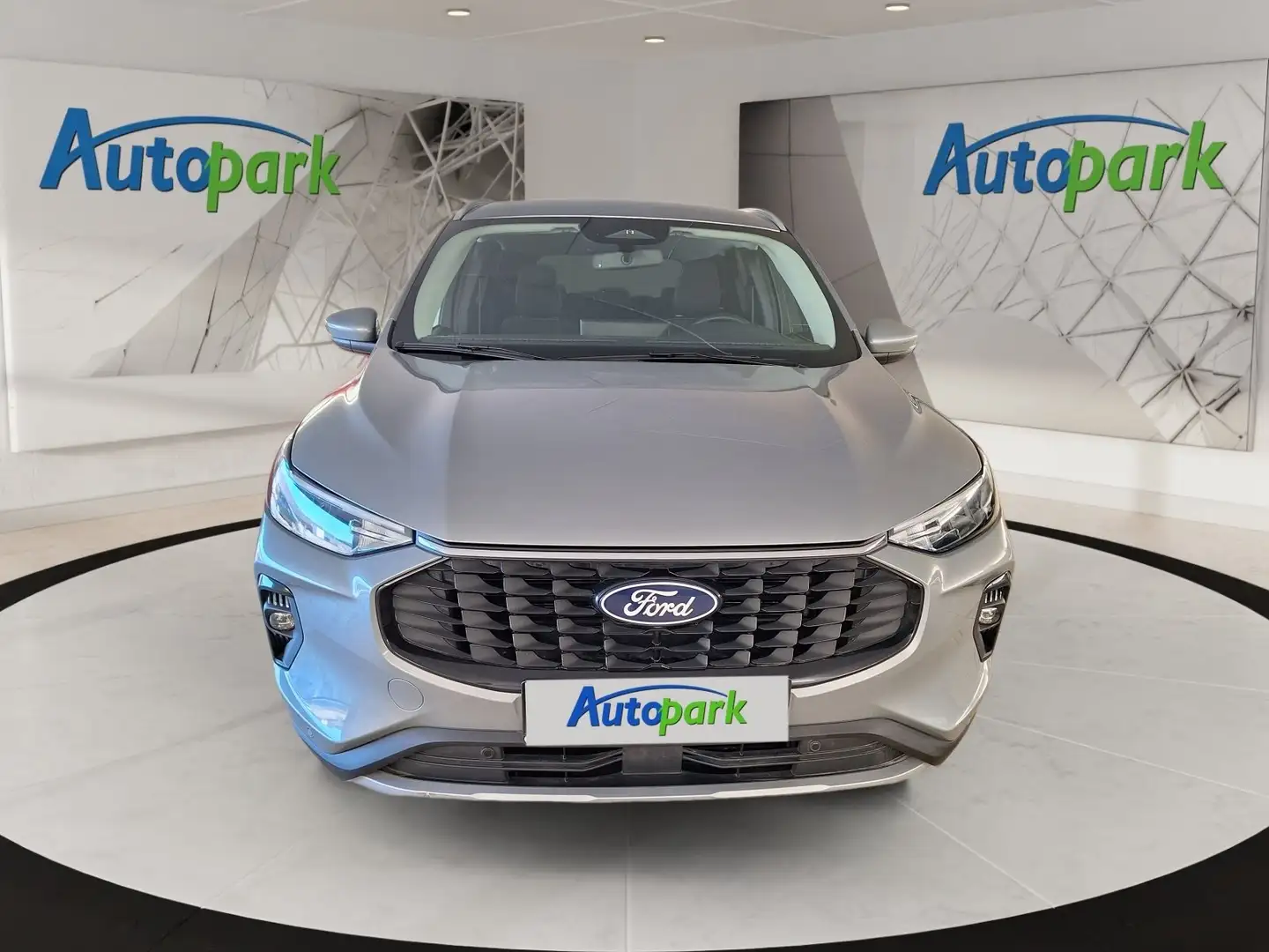 Ford Kuga FHEV Titanium 4WD Silber - 2