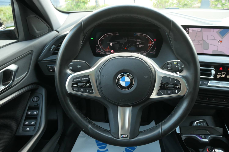BMW 120 1er Diesel 120d xDrive Aut. Sport Line Panorama LED Top Zustand! — photo 8