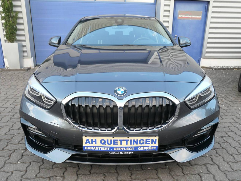 BMW 120 1er Diesel 120d xDrive Aut. Sport Line Panorama LED Top Zustand! — photo 13