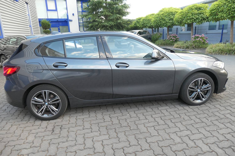 BMW 120 1er Diesel 120d xDrive Aut. Sport Line Panorama LED Top Zustand! — photo 14