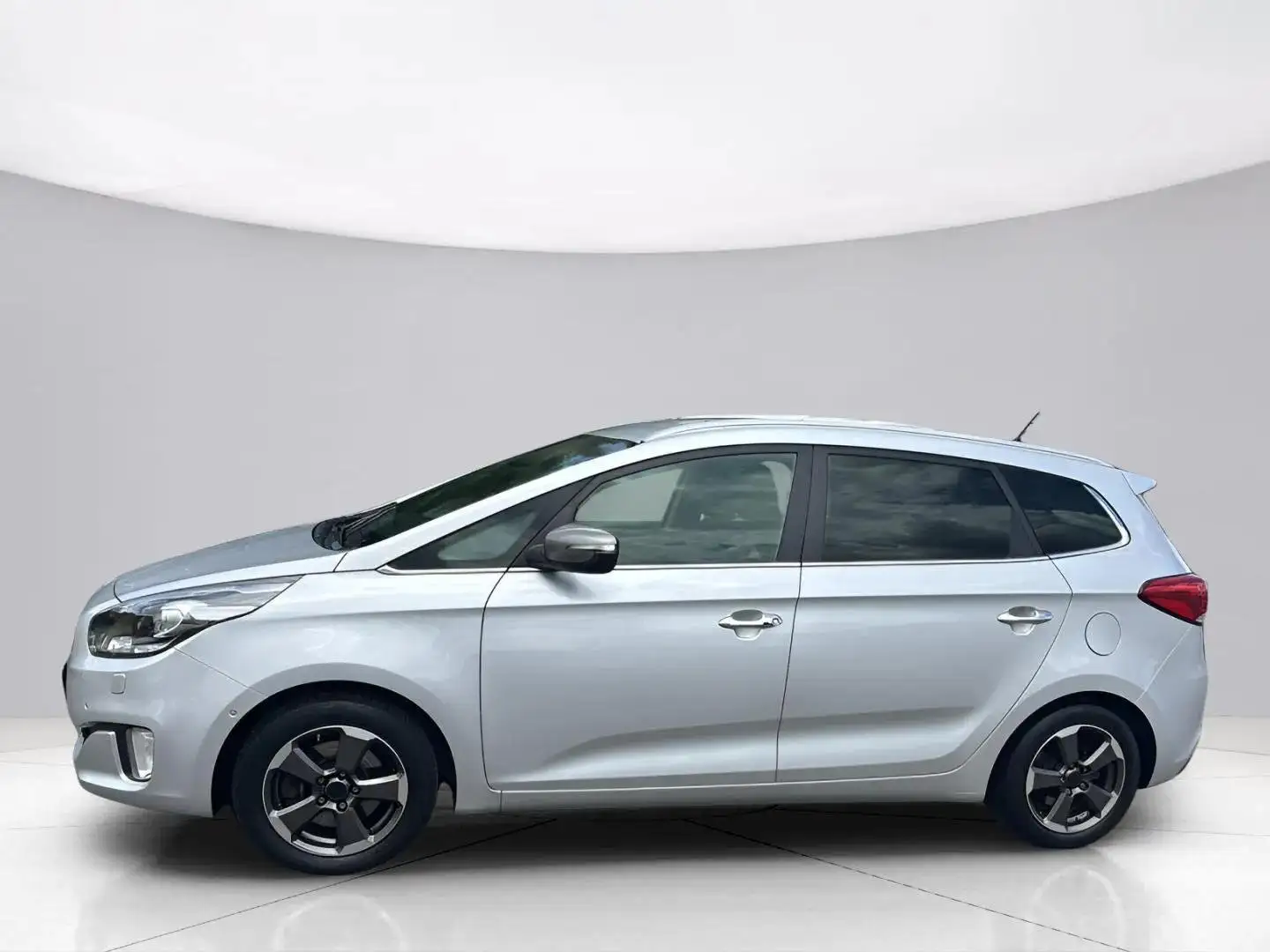 Kia Carens Attract*1.Hand*Kamera*SHZ*Temp.*HU/AU Neu*PDC*USB Grau - 2
