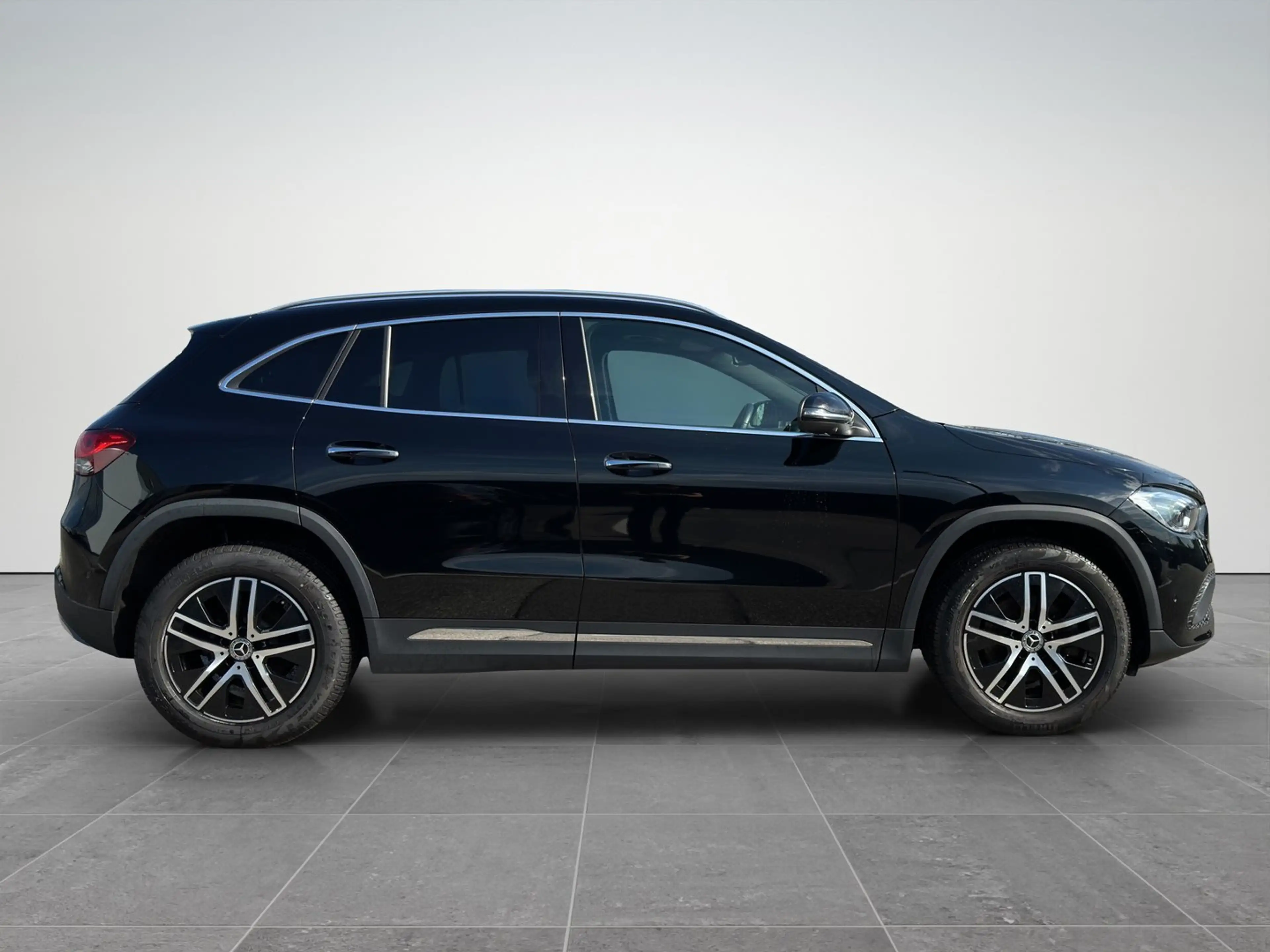 Mercedes-Benz GLA 200 GLA 200 d 4Matic — photo 7