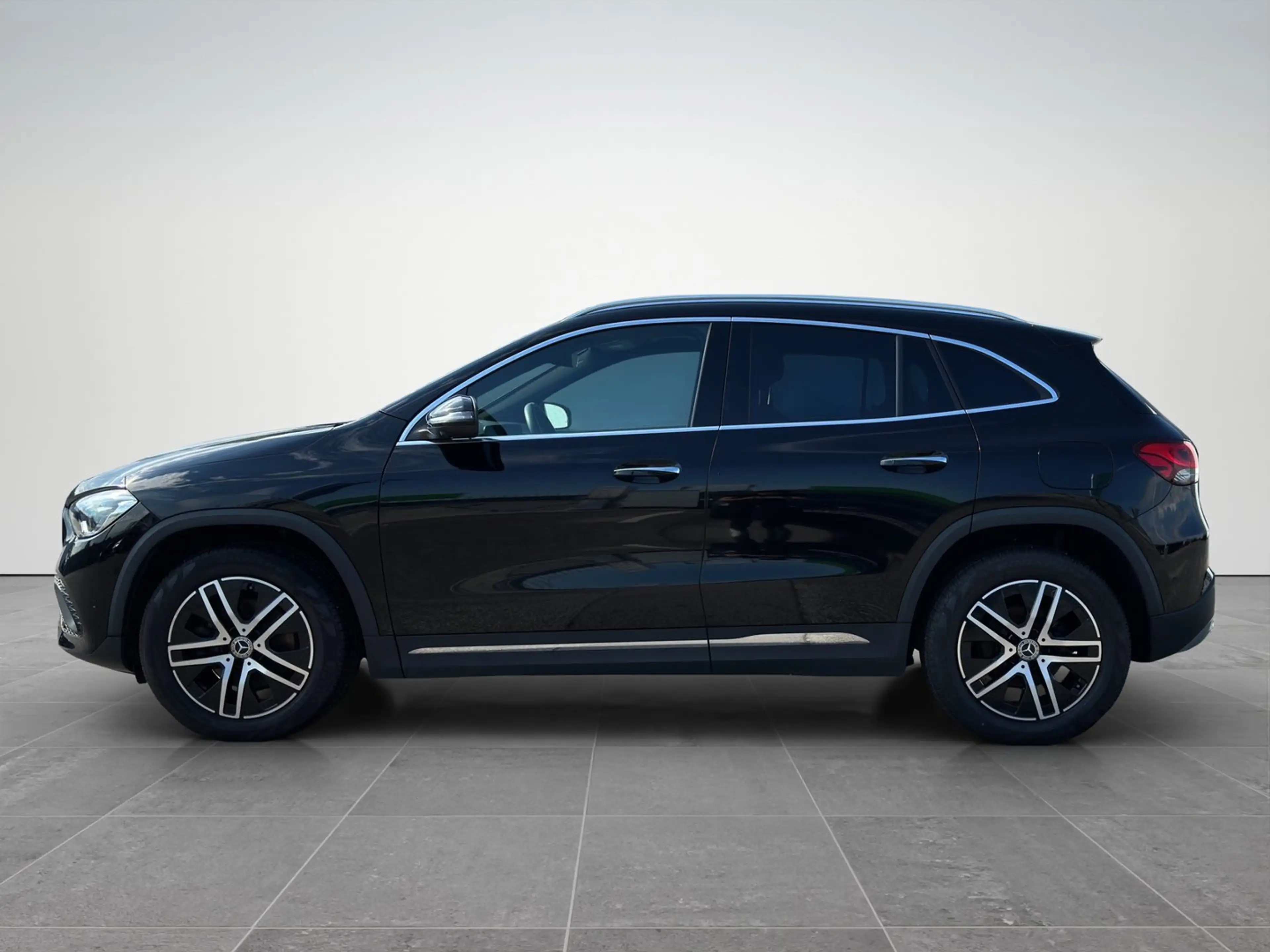 Mercedes-Benz GLA 200 GLA 200 d 4Matic — photo 3
