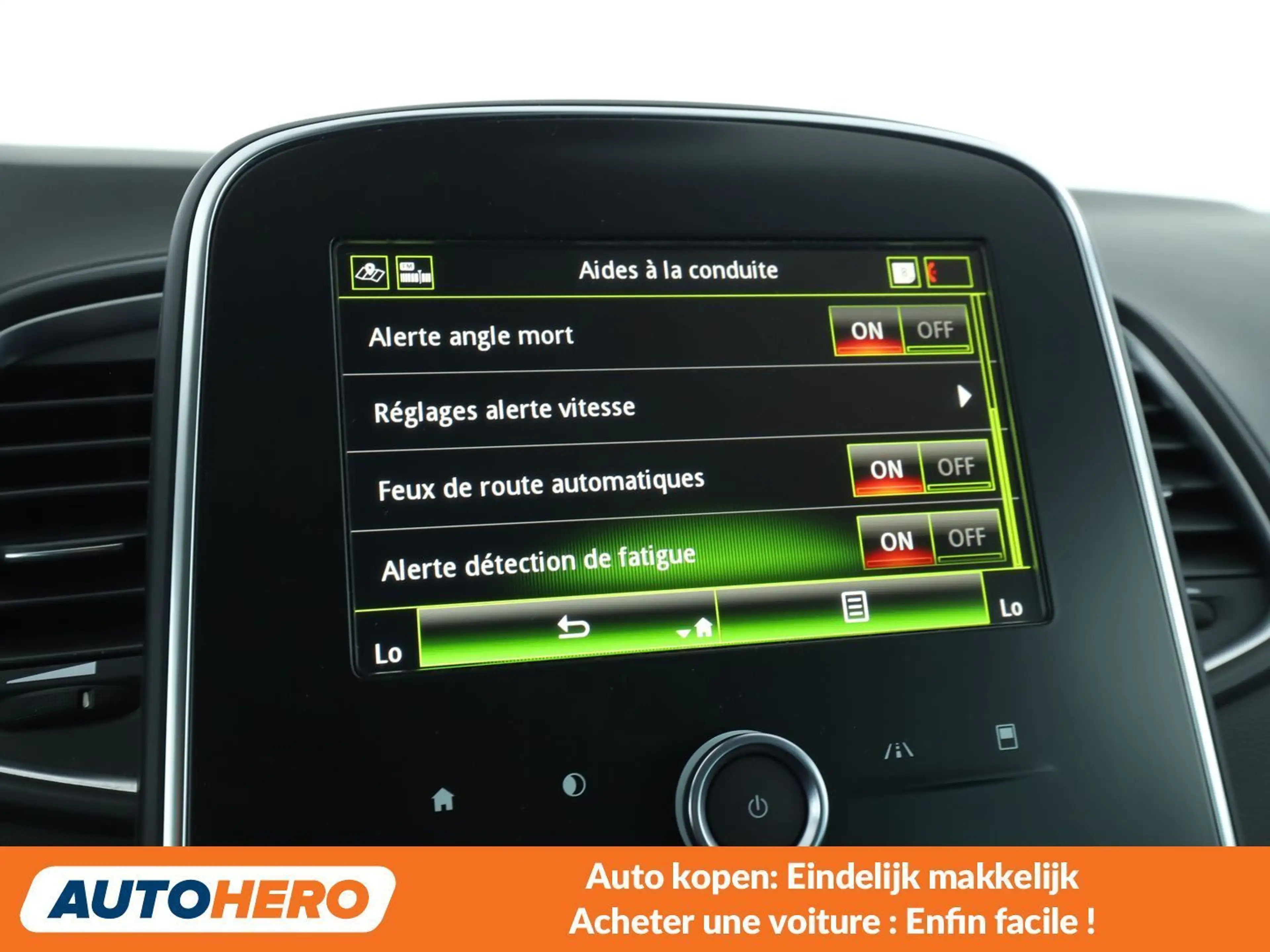 Renault Scenic 1.7 BLUE dCi Limited — photo 12
