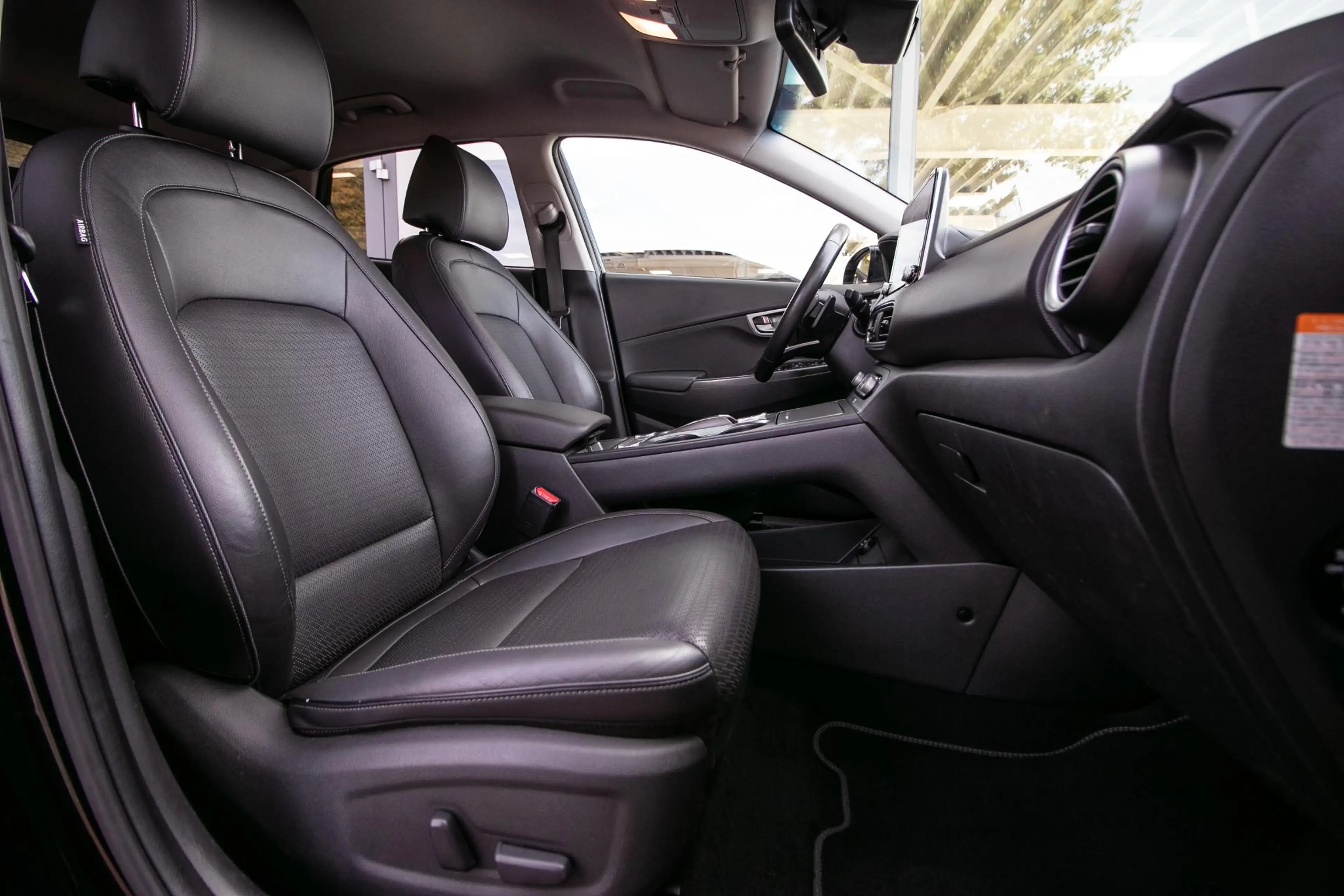 Hyundai KONA EV Premium 64 kWh - Leer | Stoelverw./ventilatie | — photo 5