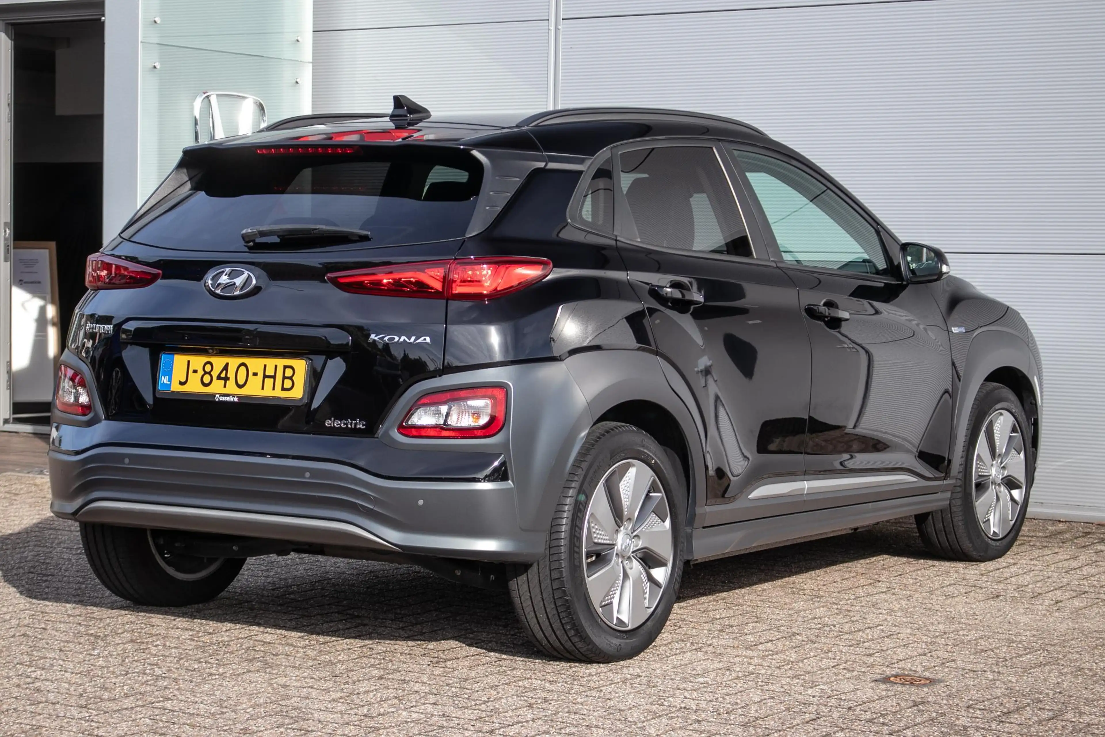 Hyundai KONA EV Premium 64 kWh - Leer | Stoelverw./ventilatie | — photo 2