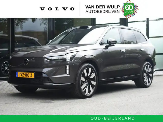 Volvo EX90