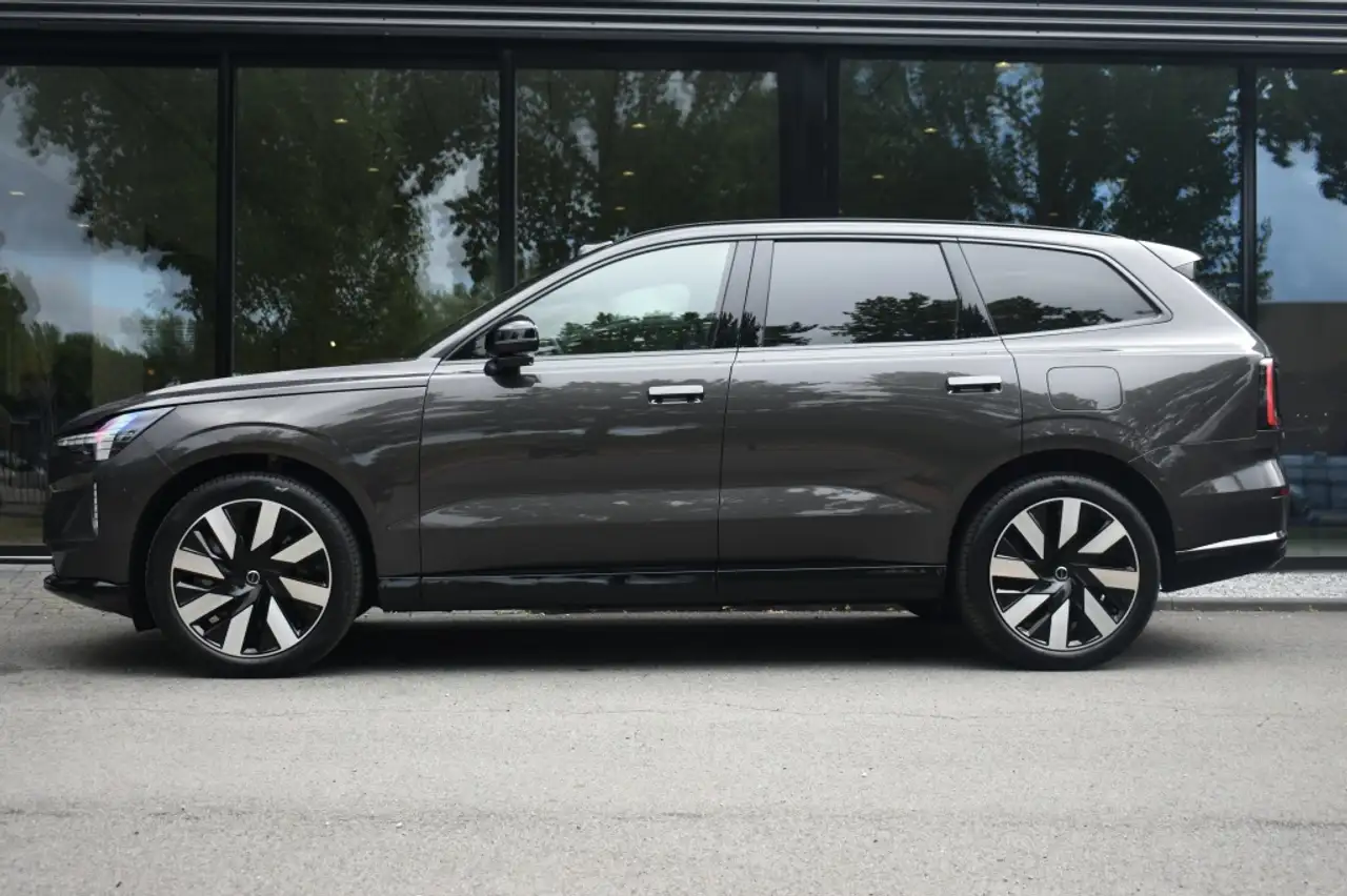 Volvo EX90 2026