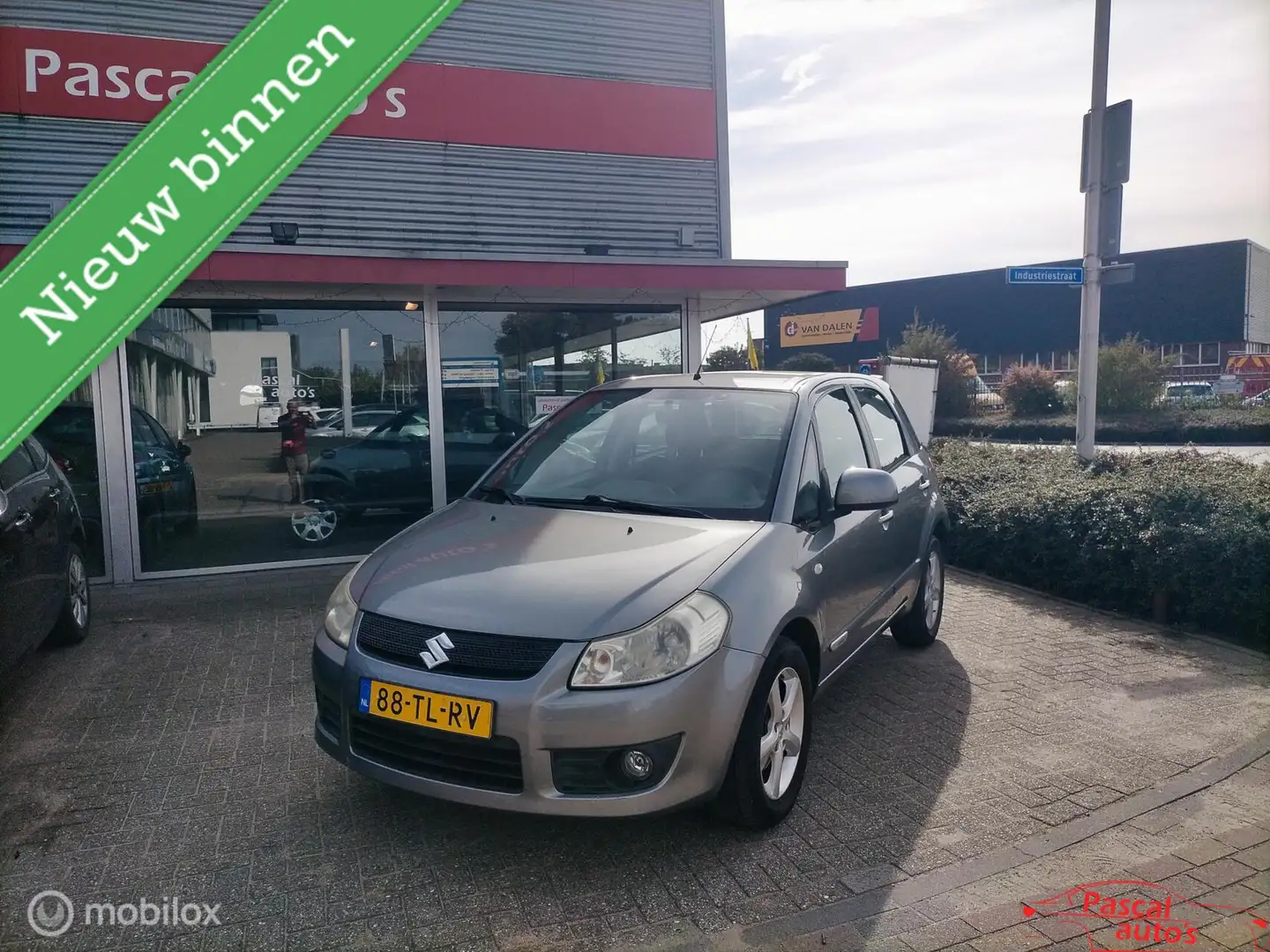 Suzuki SX4 1.6 Comfort nap nw apk keurige auto Gris - 1