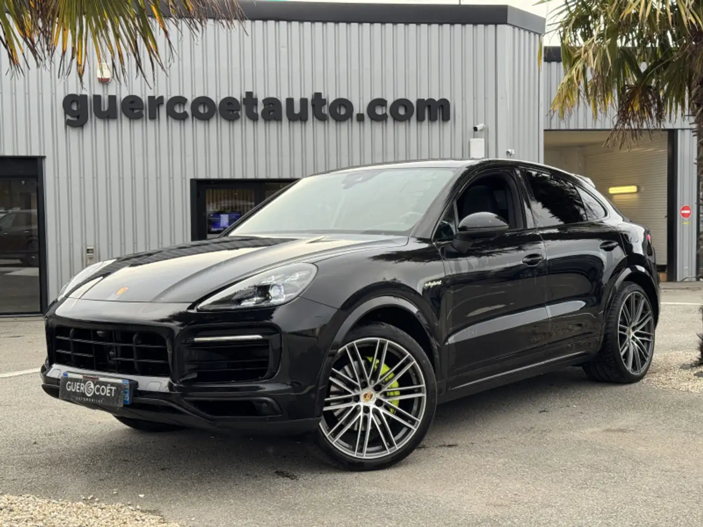 Porsche Cayenne (9YB) 3.0 V6 462CH E-HYBRID Noir - 2