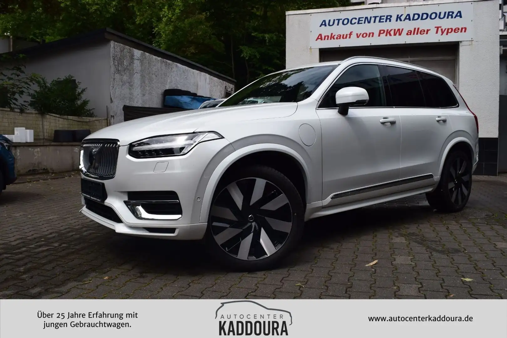 Volvo XC90 T8 AWD Plus Bright PANO 360° H&K 21 Zoll Wit - 1