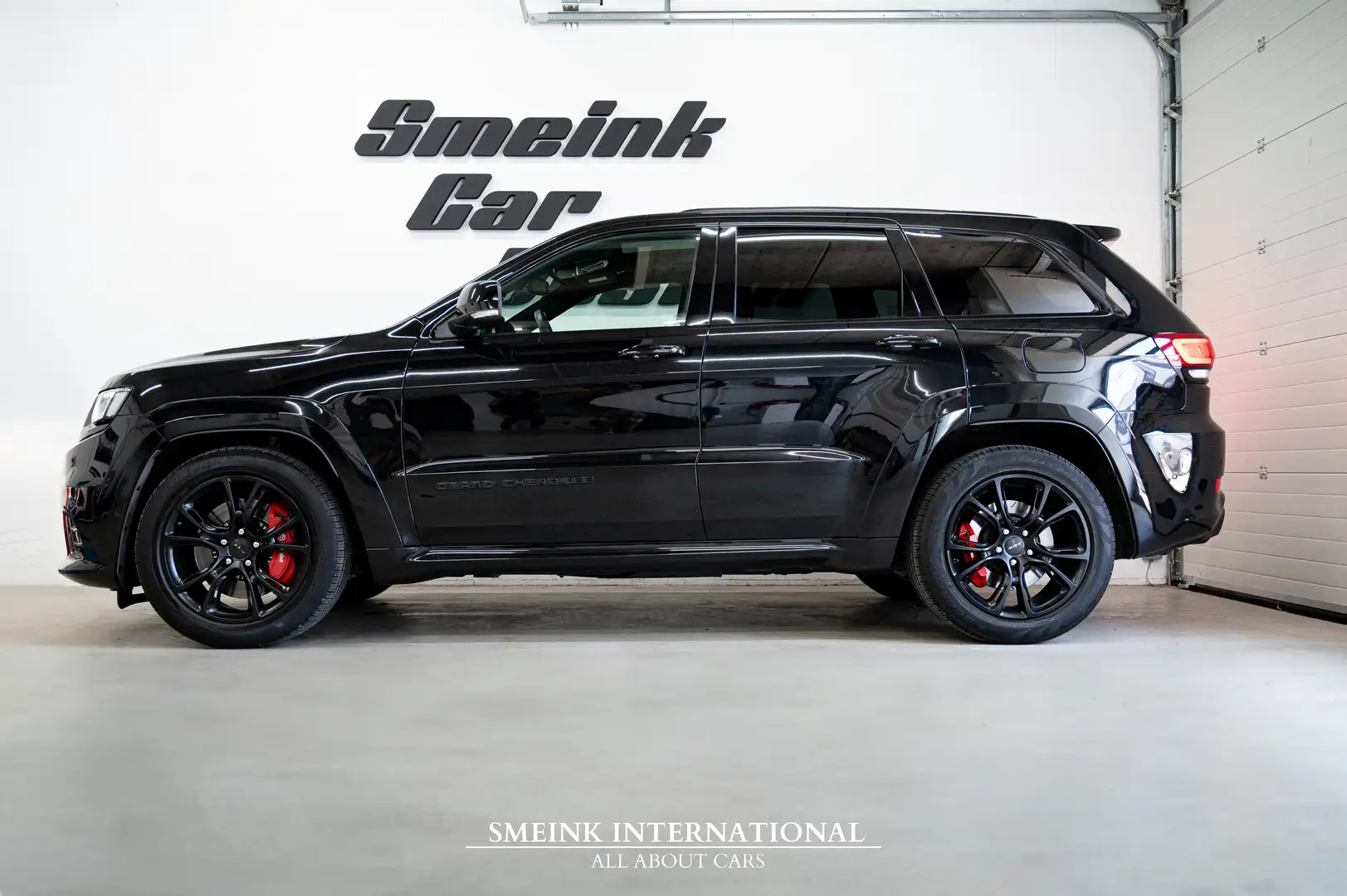 Jeep Grand Cherokee 6.4 Hemi SRT Zwart - 2