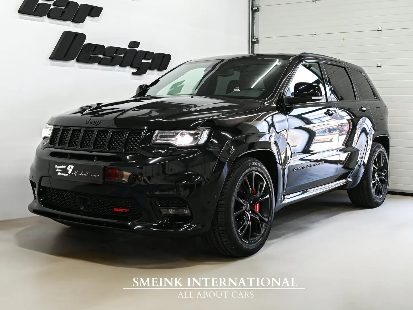 Jeep Grand Cherokee 6.4 Hemi SRT Zwart - 1