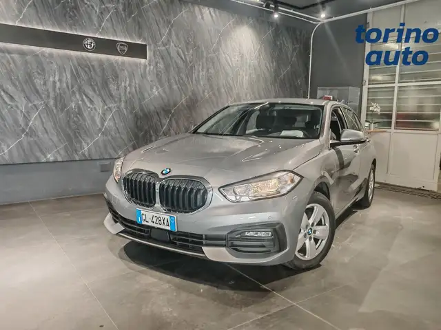 BMW 1 Series view 2