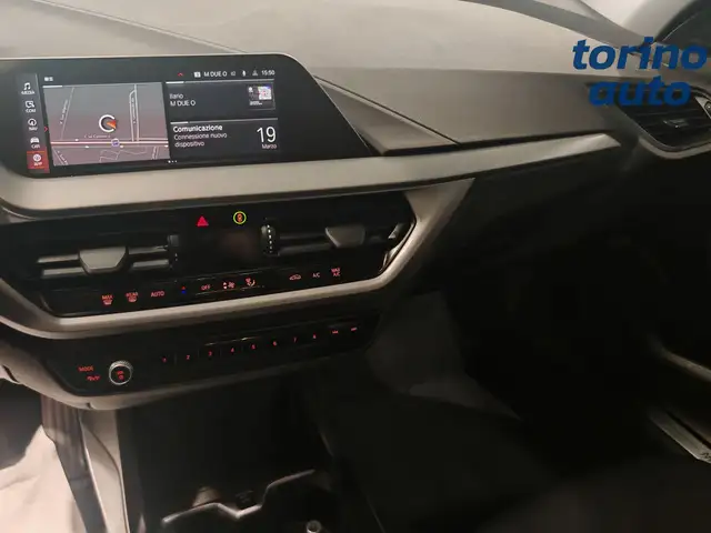 BMW 1 Series view 10