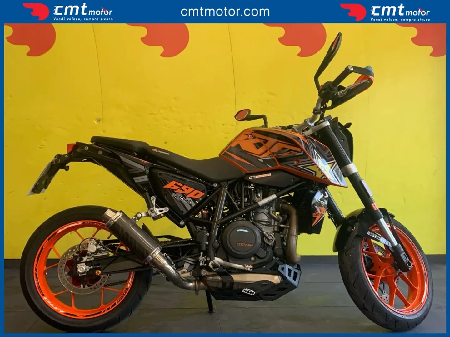 KTM 690 Duke - 1