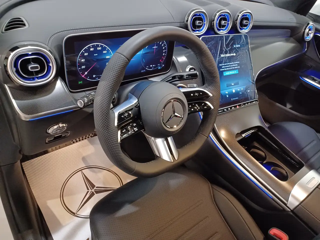 Mercedes-Benz GLC снимка Mercedes-Benz GLC
