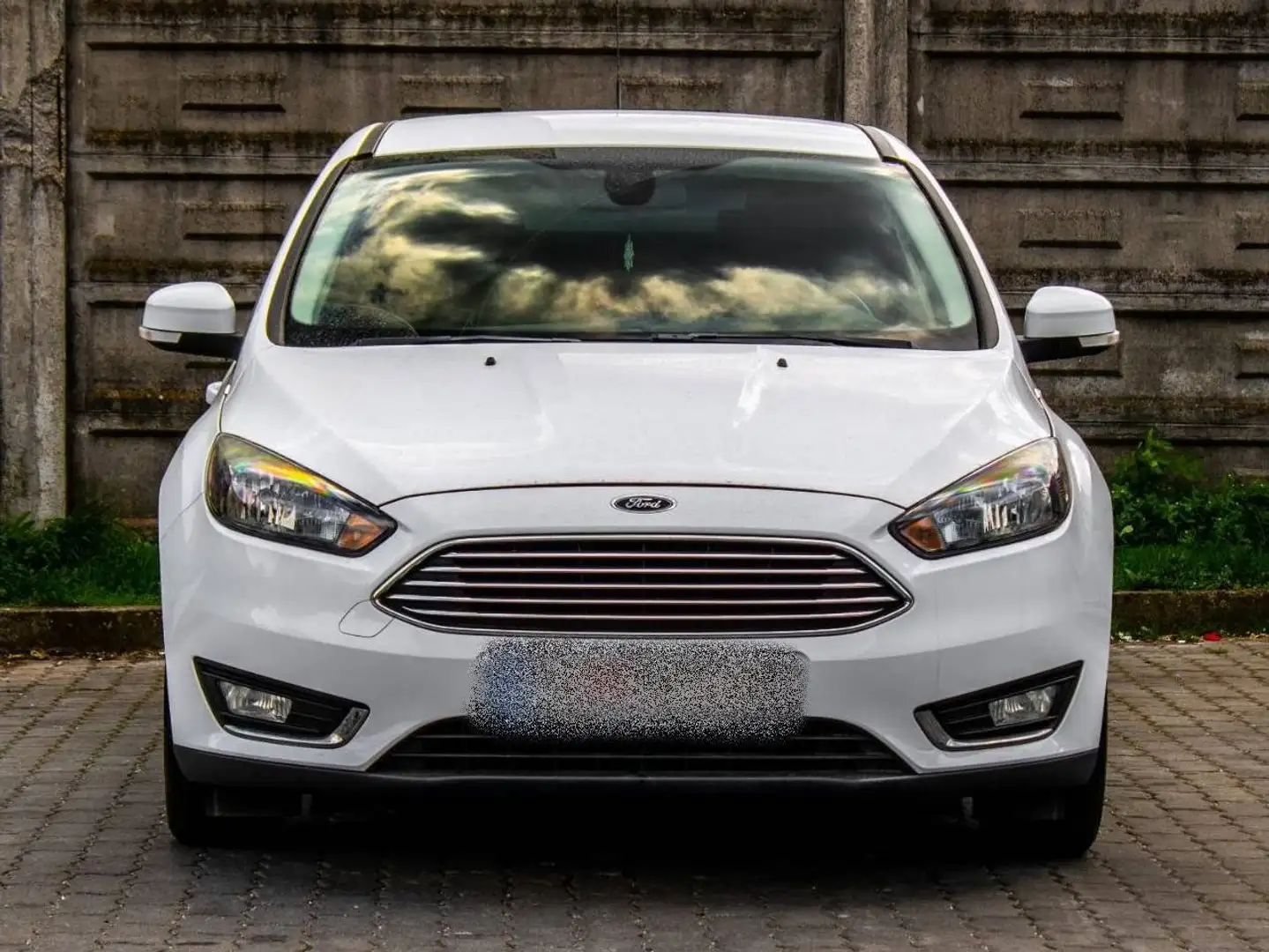 Ford Focus Focus 1.0 EcoBoost Start-Stopp-System Titanium Weiß - 2