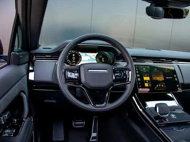 Land Rover Range Rover Sport view 14