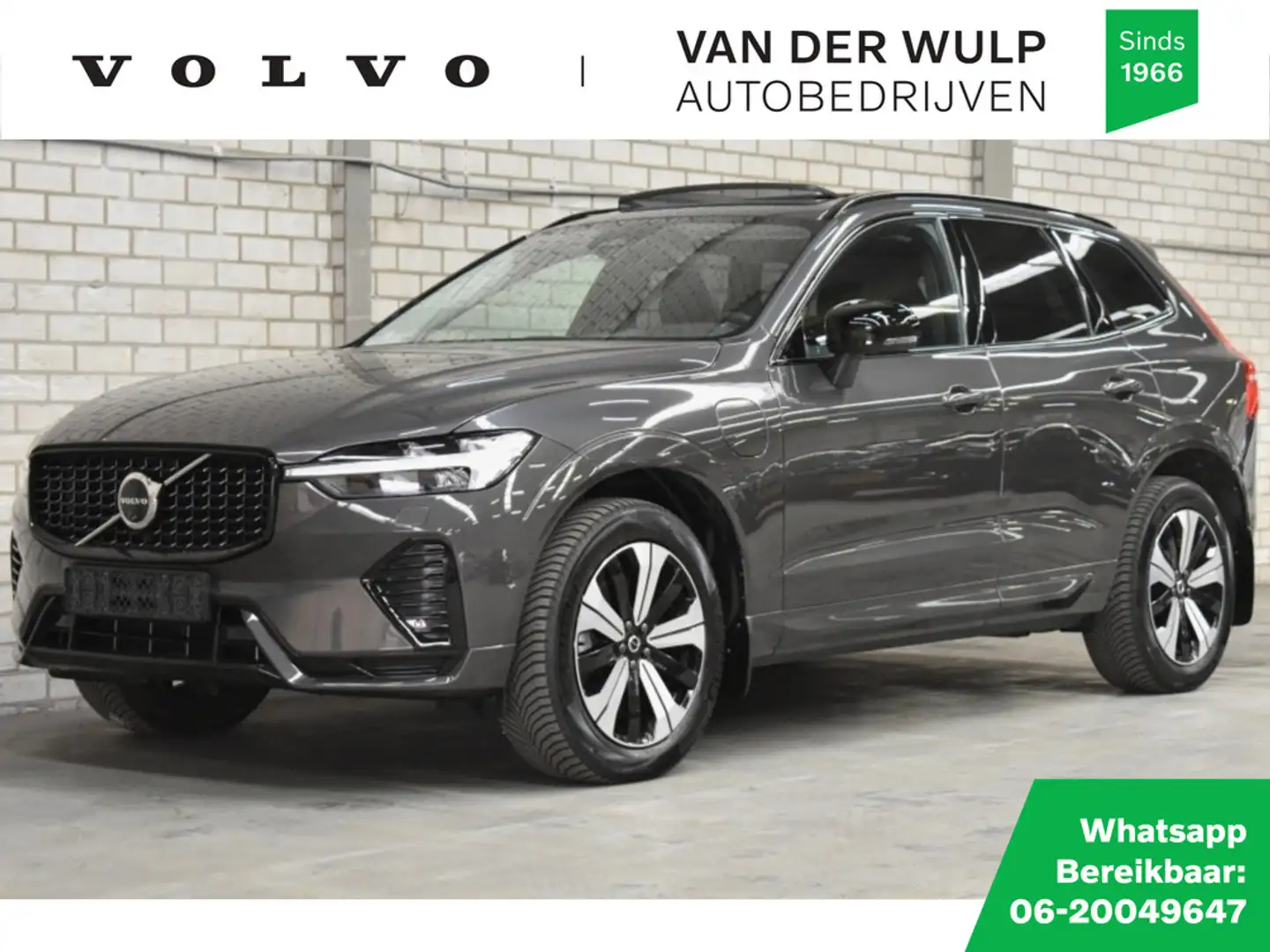 Volvo XC60 T6 350PK AWD Plus Dark | 360 Camera | Schuifdak | Grijs - 1
