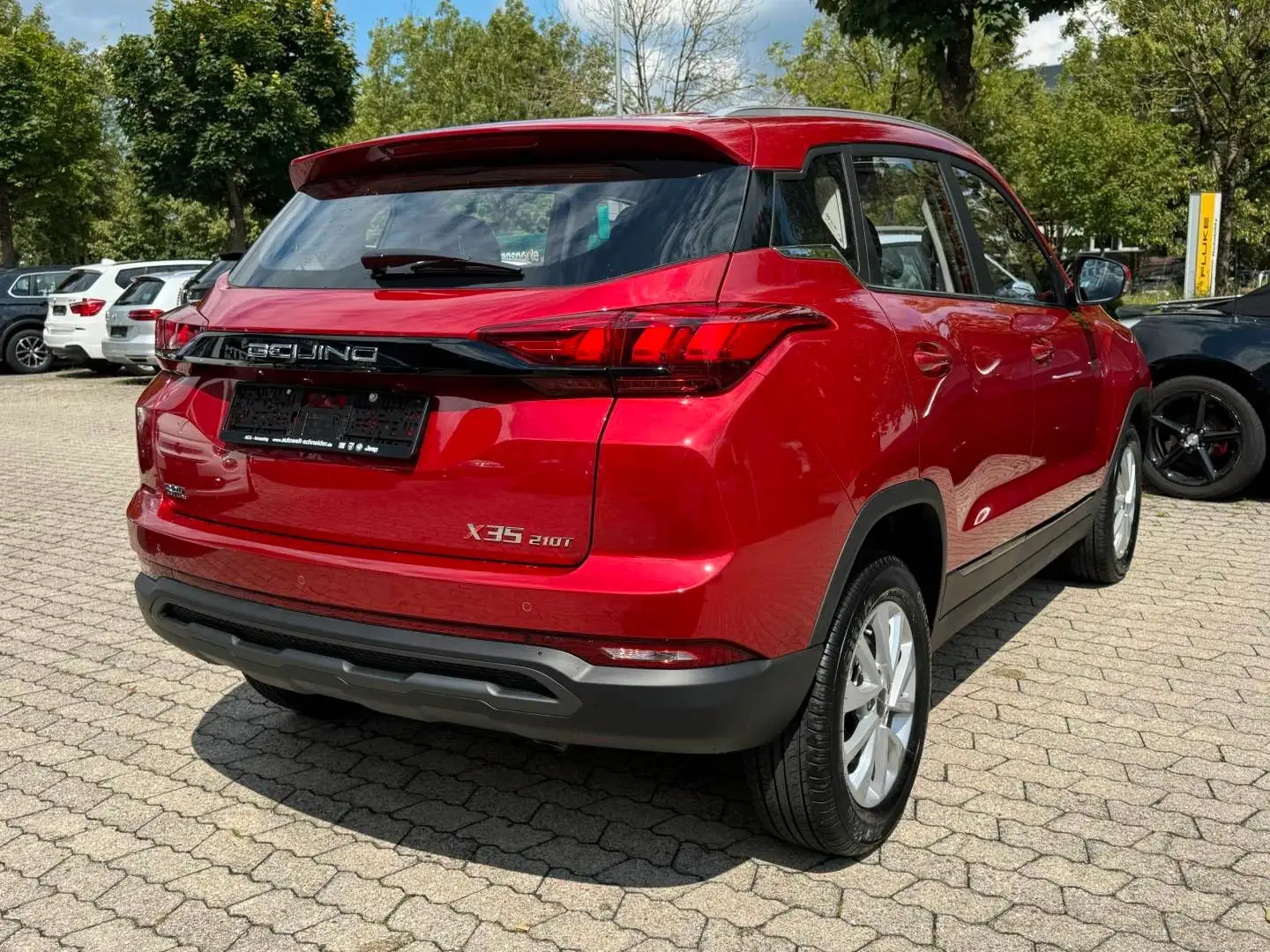 BAIC Beijing X35 1.5Turbo 6-CVT Красный - 2