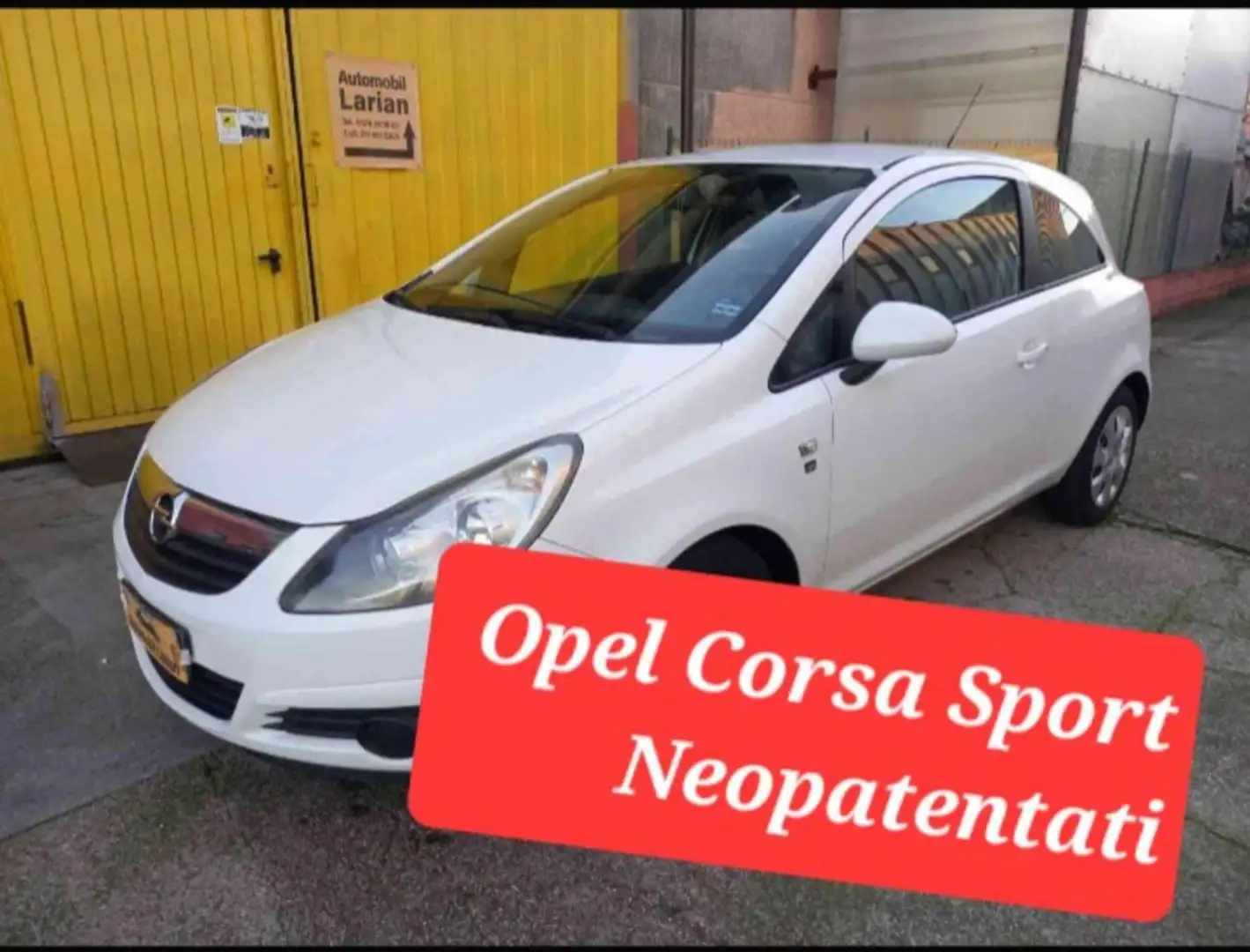 Opel Corsa 1.2 3 porte Sport  NEOPATENTATI Bianco - 1