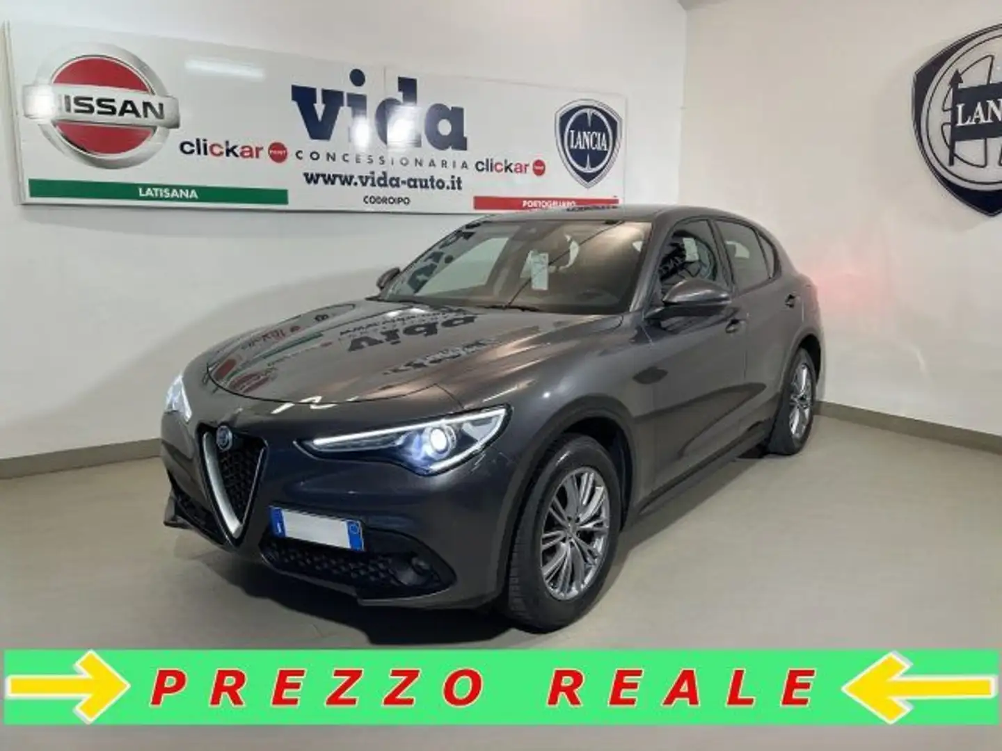 Alfa Romeo Stelvio 2.2 Turbodiesel 190 CV AT8 Q4 Business Grigio - 1
