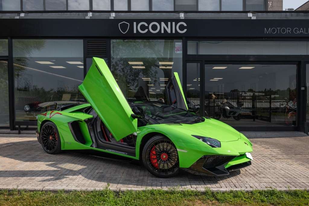Lamborghini Aventador SuperVeloce LP 750-4 Roadster - foto 1