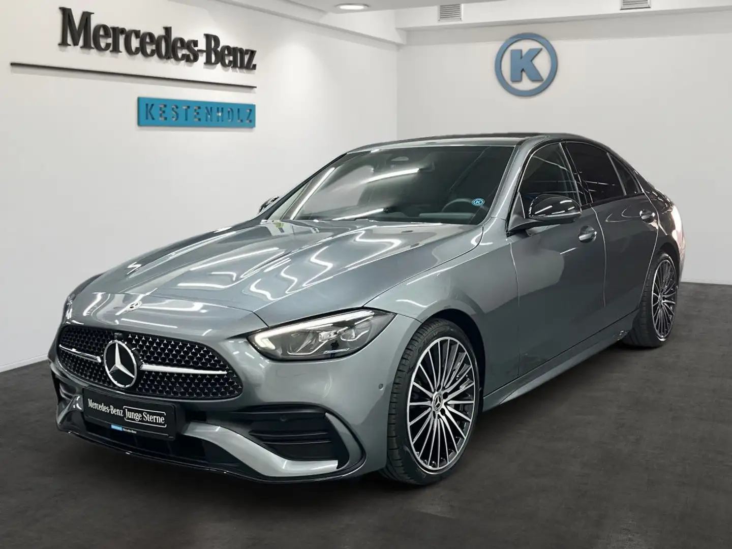 Mercedes-Benz C 300 d AMG+NIGHT+STANDHZG+360°+MEMORY+AMBIENTE Grijs - 2