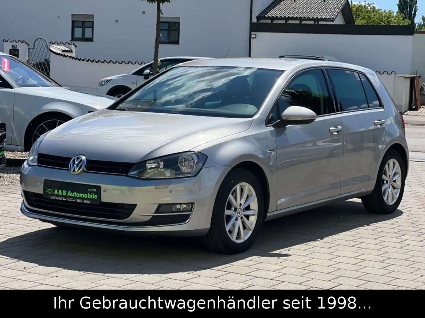 Volkswagen Golf VII Lim. 1.6 TDI Lounge *KAMERA/AHK/PDC/SHZ Argent - 2