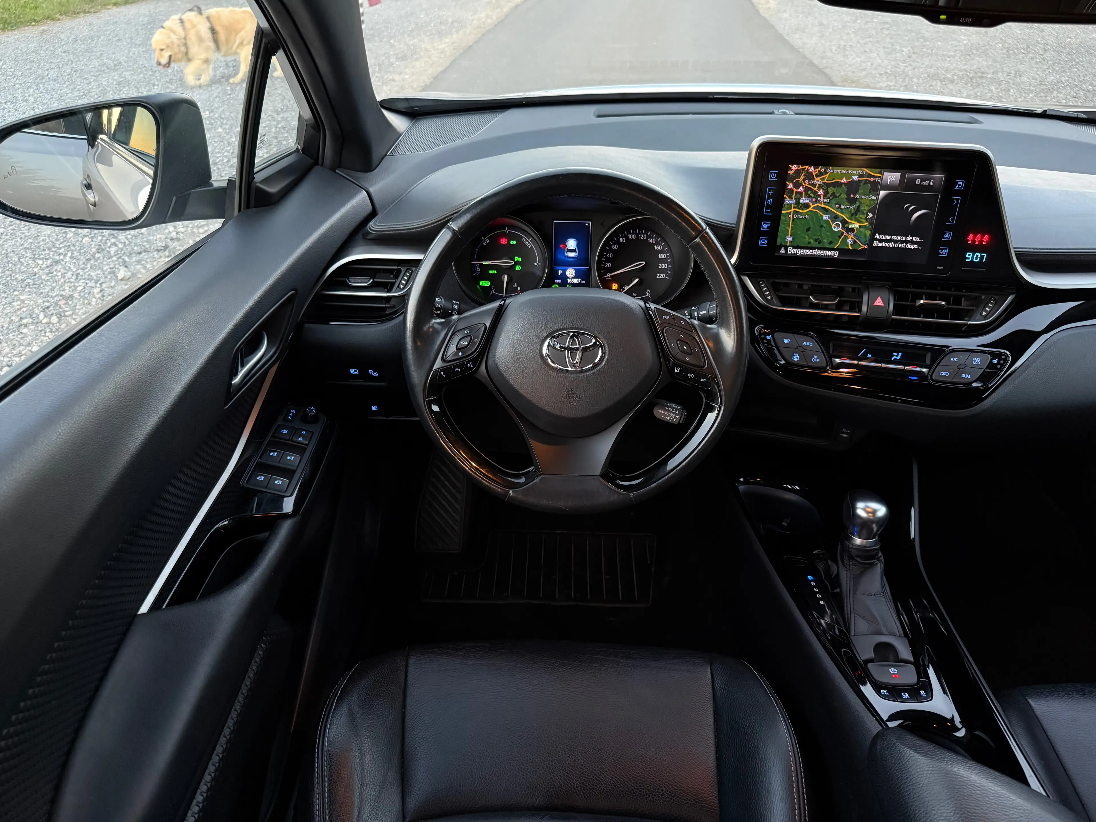 Toyota C-HR C-HR Hybrid 1.8i VVT-i C-Hic E-CVT(EU6.2) — photo 10